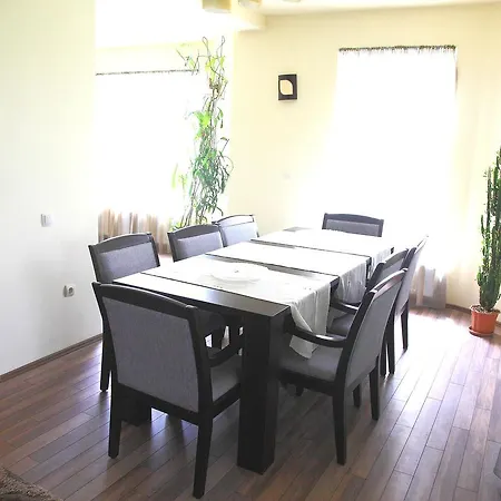 Dalina Mamaia Nord Gazde/Camere de închiriat *